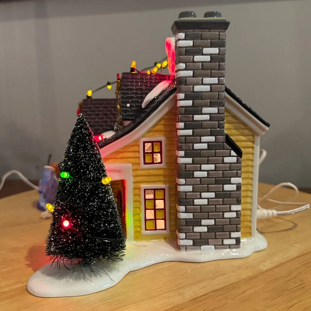 Department 56 Noel House Snow Village Christmas Lane Lighted w/ Box Dept 56